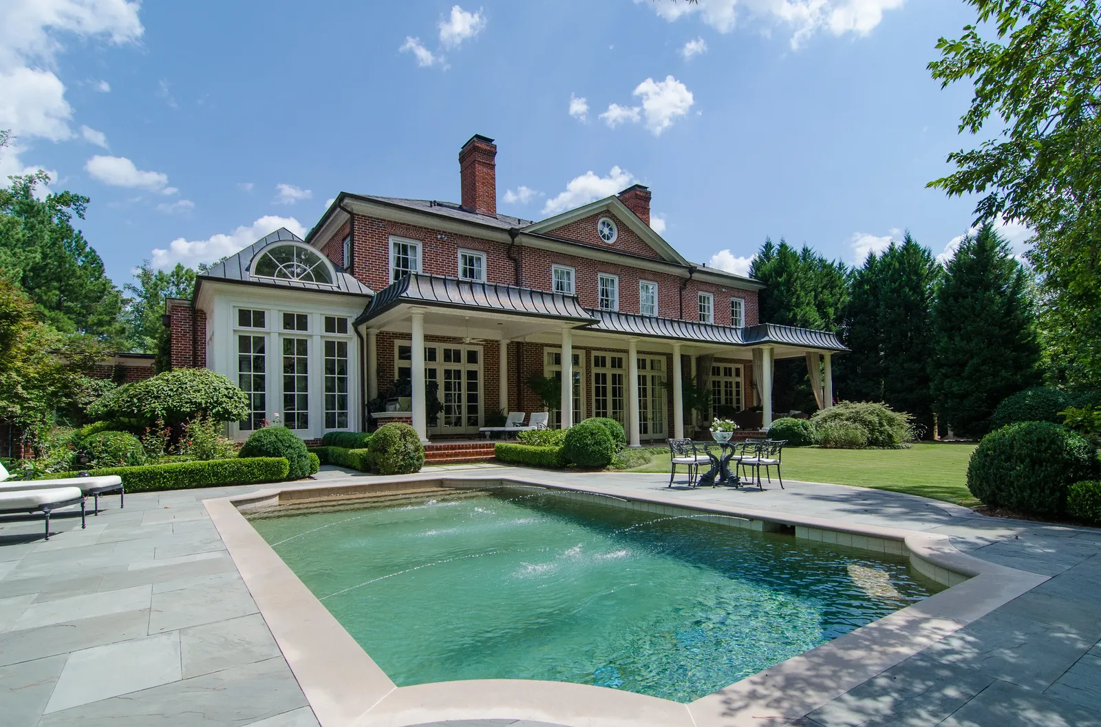 Tuxedo Court, the Isaiah Thomas Estate whole-home in Atlanta, GA, photograph 4