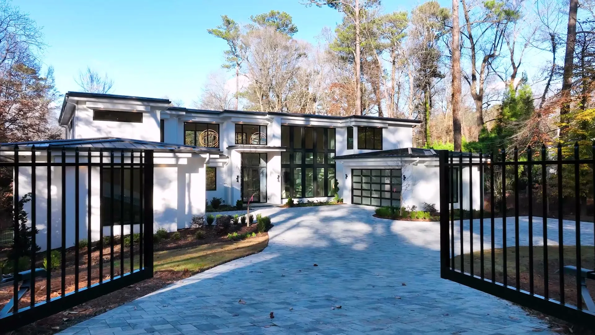 West Paces Ferry, whole-home in Atlanta, GA