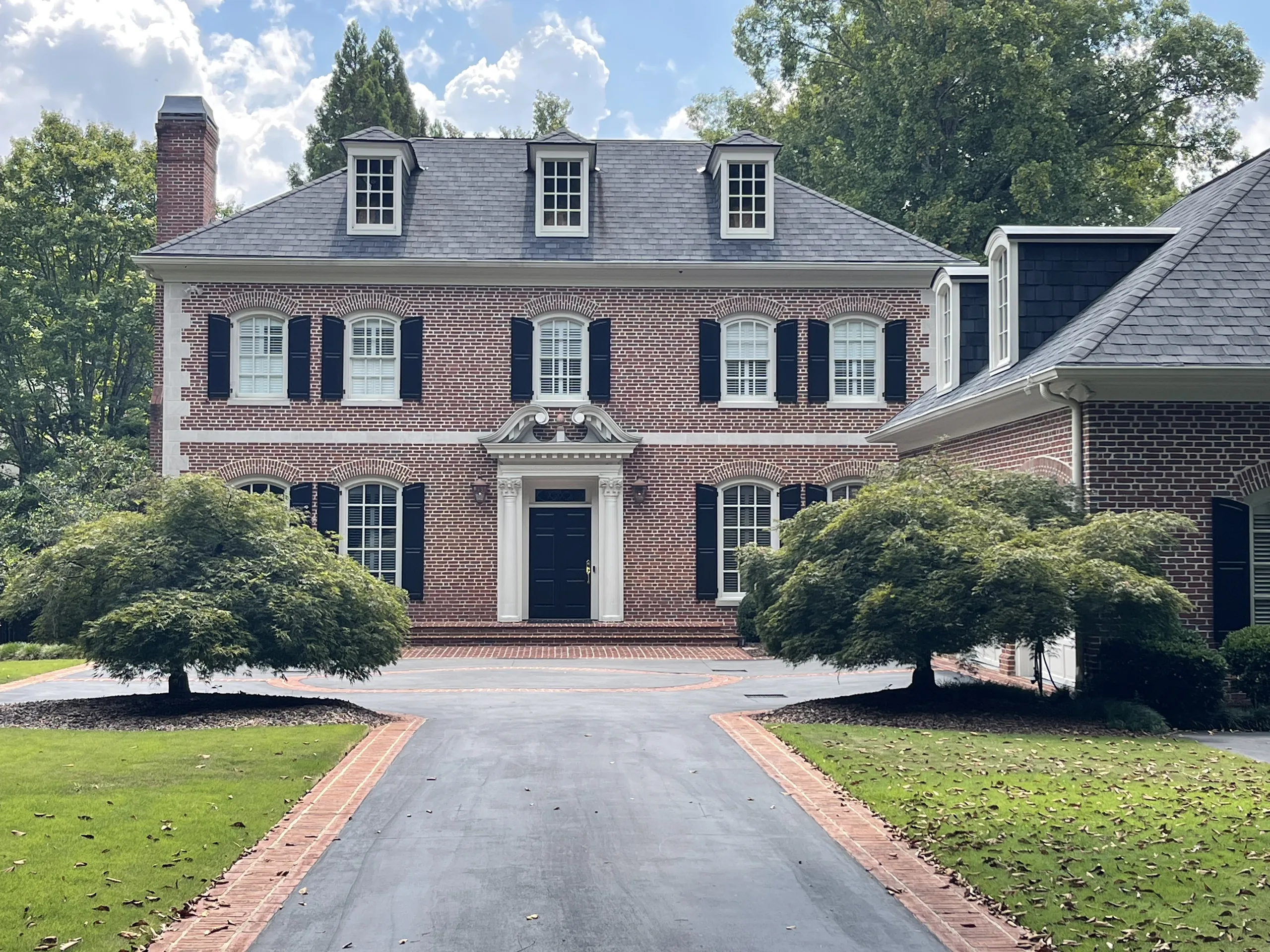 Tuxedo Road, Intown Collection residence